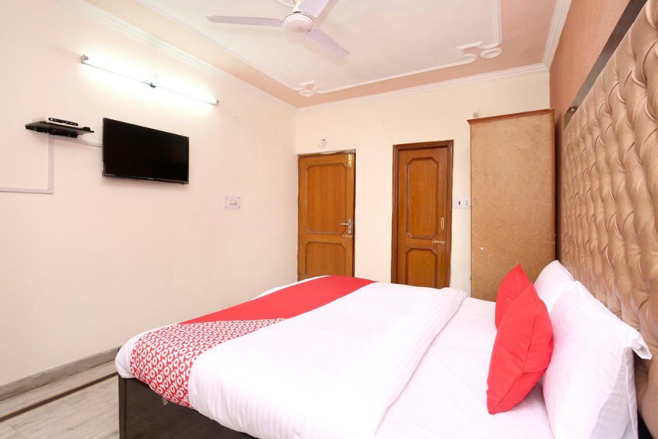 Oyo 5637 Hotel Majestic Chandigarh Exterior photo